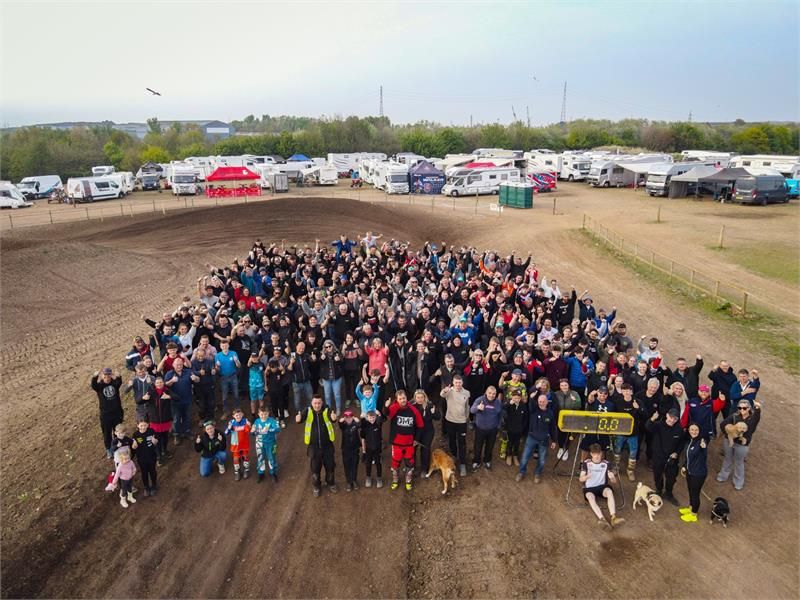 NETT R2 Ironworks - Maison Kirwin crowd