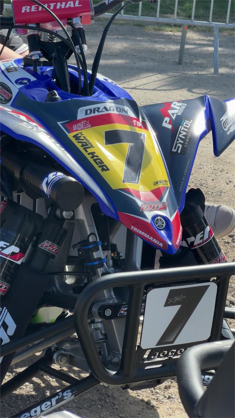 HW front of bike static