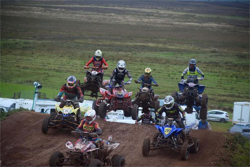 British QX 2026 R6 - Louie in mix